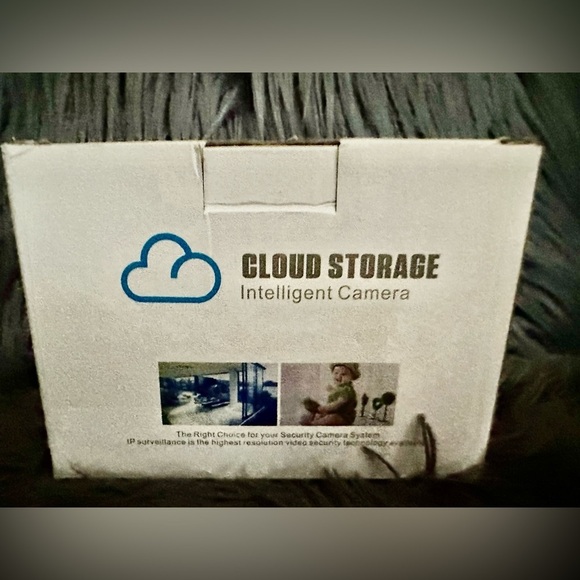 WiFi SECURITY CAMERA - Picture 2 of 4